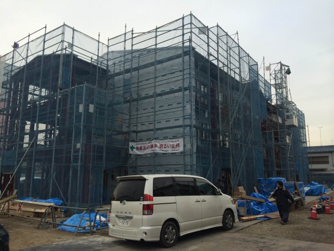 千葉県大網白里市の新築現場で建設資材の荷揚げにご利用いただいています