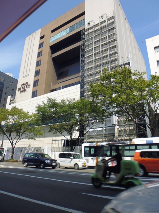 博多駅前筑紫口（新幹線口）　猿鳶太助Ⅱ型